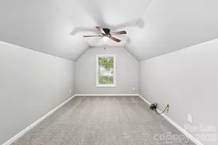 10149 Barrands Ln, Charlotte, NC 28278 - Photo 36