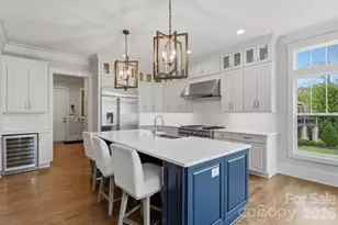 2256 Rock Creek Dr, Charlotte, NC 28226 - Photo 10