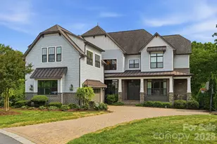 2256 Rock Creek Dr, Charlotte, NC 28226 - Photo 2