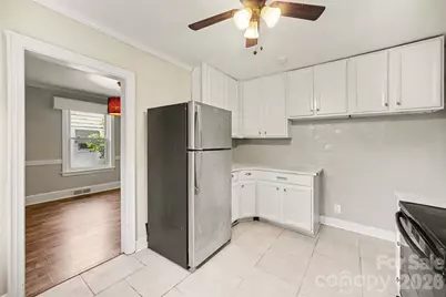 624 Margaret Drive, Statesville, NC 28677 - Photo 8