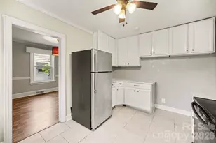 624 Margaret Dr, Statesville, NC 28677 - Photo 8