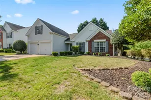 9400 Shepparton Dr, Huntersville, NC 28078 - Photo 2