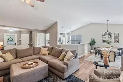 9400 Shepparton Drive, Huntersville, NC 28078 - Photo 6