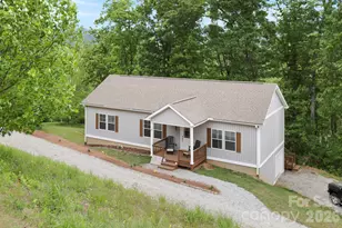 127 Cairens Ridge Dr, Mills River, NC 28759 - Photo 8