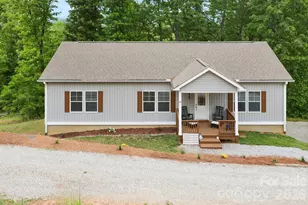 127 Cairens Ridge Dr, Mills River, NC 28759 - Photo 2