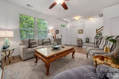 20114 Lamp Lighters Way, Cornelius, NC 28031 - Photo 4