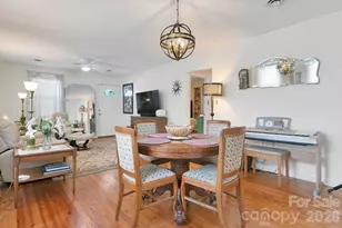 36 S Oaklawn Ave, Brevard, NC 28712 - Photo 12