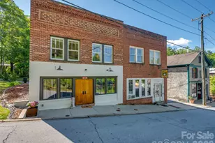 40 Church St, Saluda, NC 28773 - Photo 2
