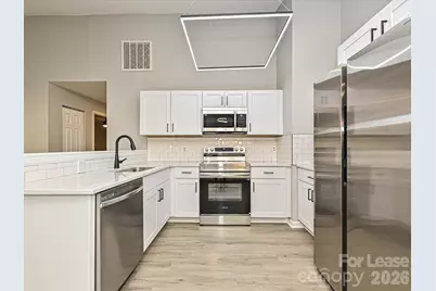 633 Pennwood Lane, Charlotte, NC 28215 - Photo 6
