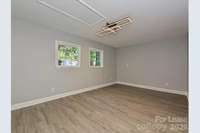 633 Pennwood Lane, Charlotte, NC 28215 - Photo 12