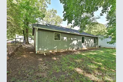 633 Pennwood Lane, Charlotte, NC 28215 - Photo 28