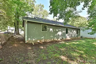 633 Pennwood Ln, Charlotte, NC 28215 - Photo 28