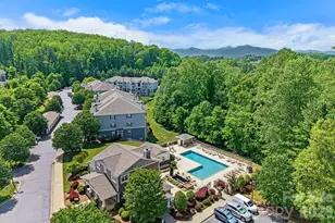 400 Vista Lake Dr, Candler, NC 28715 - Photo 22