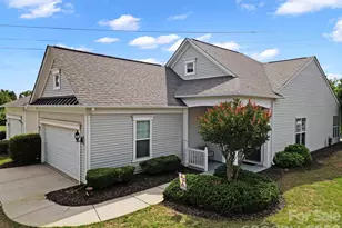 16353 Raven Crest Dr, Fort Mill, SC 29707 - Photo 2