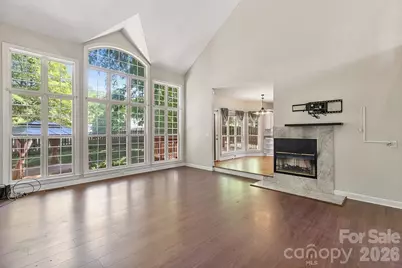 9111 Brocklehurst Lane, Charlotte, NC 28215 - Photo 12