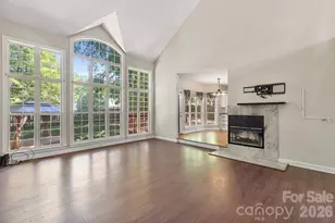 9111 Brocklehurst Ln, Charlotte, NC 28215 - Photo 12