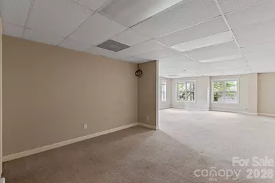 9111 Brocklehurst Lane, Charlotte, NC 28215 - Photo 34