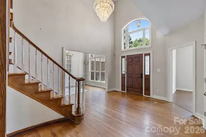 9111 Brocklehurst Lane, Charlotte, NC 28215 - Photo 6