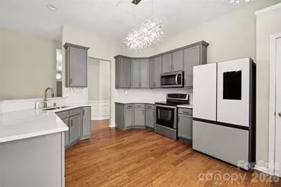 10312 Fairbourne Court, Charlotte, NC 28269 - Photo 8