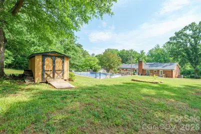 435 W Central Avenue, Mount Holly, NC 28120 - Photo 38