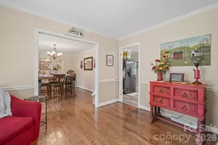 435 W Central Ave, Mount Holly, NC 28120 - Photo 6