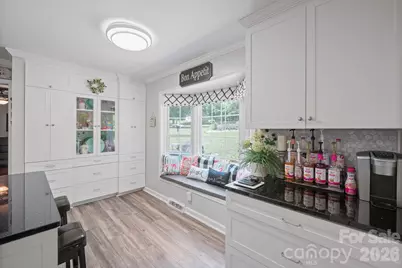 435 W Central Avenue, Mount Holly, NC 28120 - Photo 12