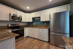 23 Longbow Ct, Clover, SC 29710 - Photo 4