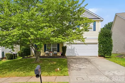 8619 Earthenware Drive, Charlotte, NC 28269 - Photo 2
