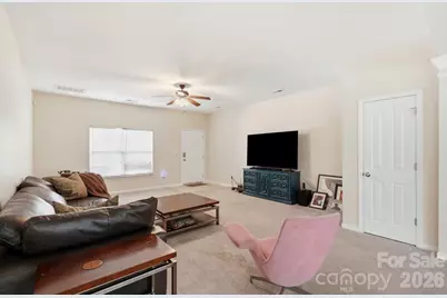 8619 Earthenware Drive, Charlotte, NC 28269 - Photo 10