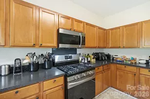 8619 Earthenware Dr, Charlotte, NC 28269 - Photo 18