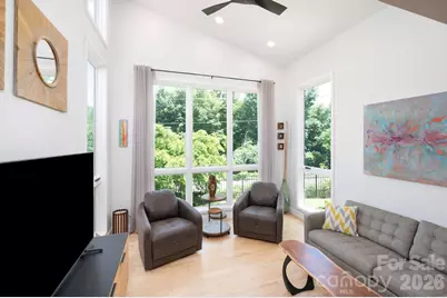 21 & 19 Crescent Street, Asheville, NC 28801 - Photo 8