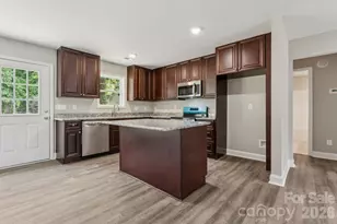 203 W 17th St, Kannapolis, NC 28081 - Photo 10