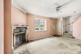 8504 Castle Pine Ct, Charlotte, NC 28226 - Photo 2