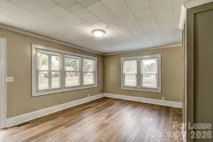 207 Ramsey St, Cherryville, NC 28021 - Photo 4