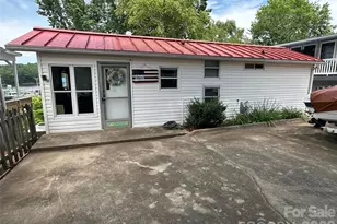 117 Badin Lk Cir, New London, NC 28127 - Photo 2