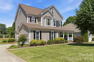 124 Elizabeth Hearth Rd, Mooresville, NC 28115 - Photo 2