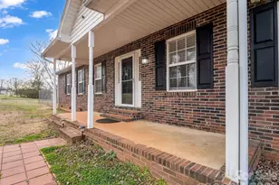 5573 Lennox Dr, Kings Mountain, NC 28086 - Photo 4
