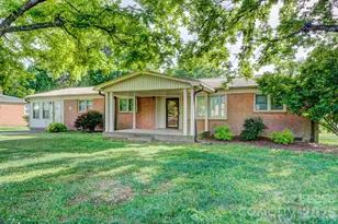 1409 Delview Rd, Cherryville, NC 28021 - Photo 2