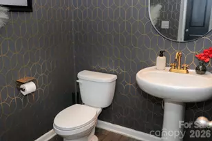 7121 Finnigan Rd, Charlotte, NC 28215 - Photo 6