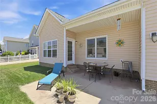 1008 Triple Crown Dr, Indian Trail, NC 28079 - Photo 32