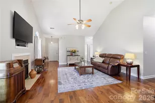 1008 Triple Crown Dr, Indian Trail, NC 28079 - Photo 6