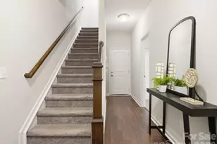 1038 Doveridge St, Charlotte, NC 28273 - Photo 2