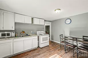 1025 Martin Luther King Jr Dr, Albemarle, NC 28001 - Photo 18