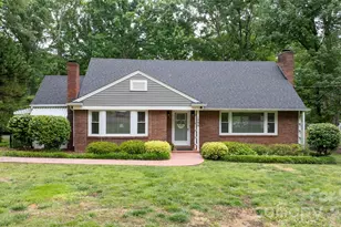 508 2nd Ave NE, Conover, NC 28613 - Photo 1