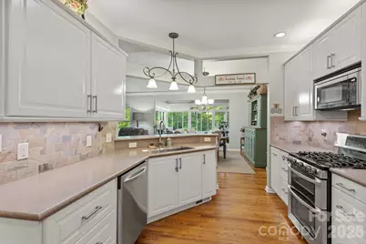 69 Old Pasture Way, Hendersonville, NC 28739 - Photo 8