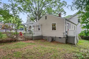 1712 Dunkirk Dr, Charlotte, NC 28203 - Photo 26