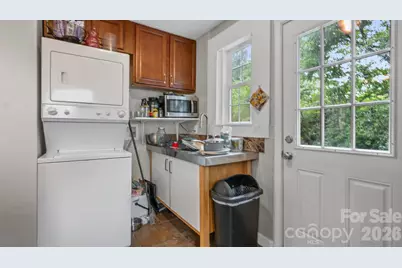 1712 Dunkirk Drive, Charlotte, NC 28203 - Photo 18