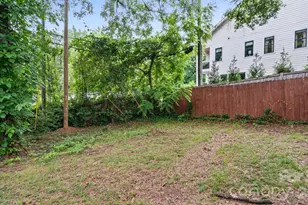1712 Dunkirk Dr, Charlotte, NC 28203 - Photo 24