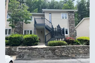 610 Britton Creek Drive, Hendersonville, NC 28791 - Photo 2