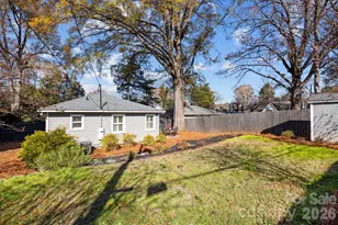 106 N Turner Ave, Charlotte, NC 28216 - Photo 8